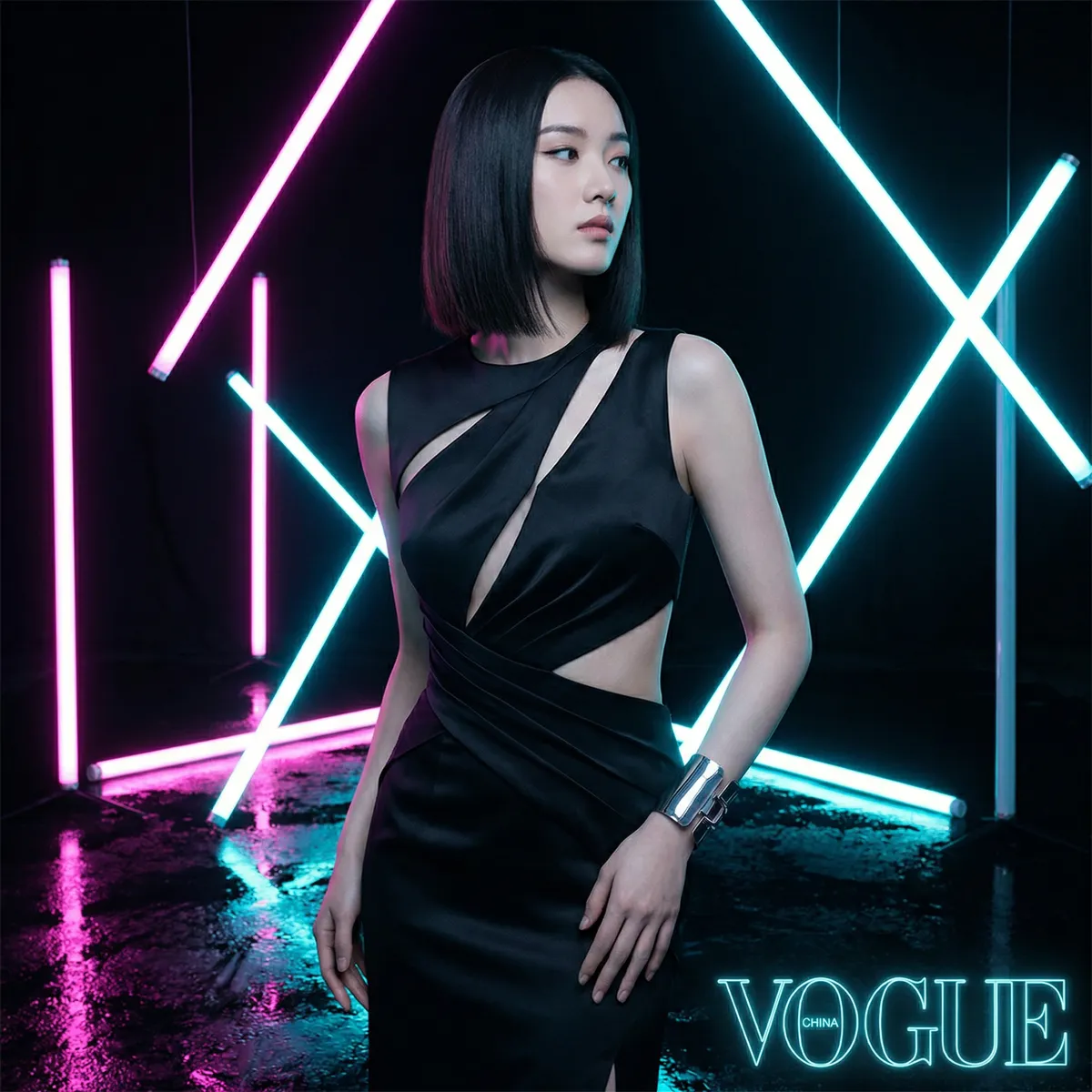 深度开发1v3po 人气演员苏念卿写真
